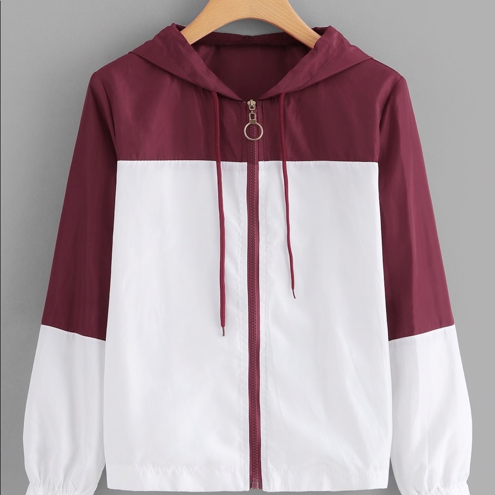 NWOT Ladies lightweight windbreaker jacket